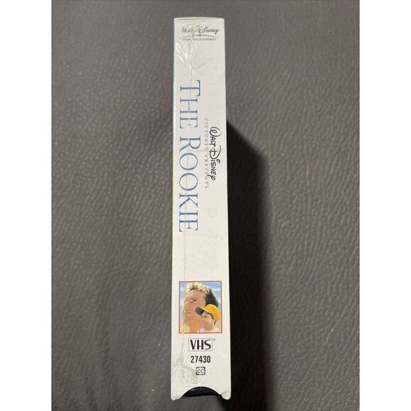 The Rookie (VHS) VCR Video Tape Movie - Dennis Quaid - BRAND NEW & SEALED - Picture 2 of 7